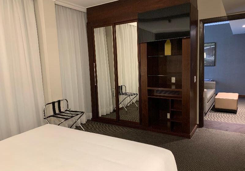 Junior Suite, Blue Tree Premium Verbo Divino   Nações Unidas