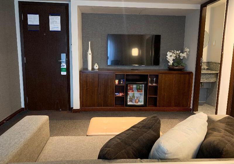 Junior Suite, Blue Tree Premium Verbo Divino   Nações Unidas