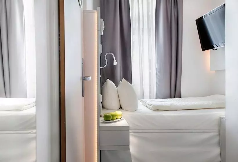 اتاق استاندارد یک نفره, Grand Hotel Downtown