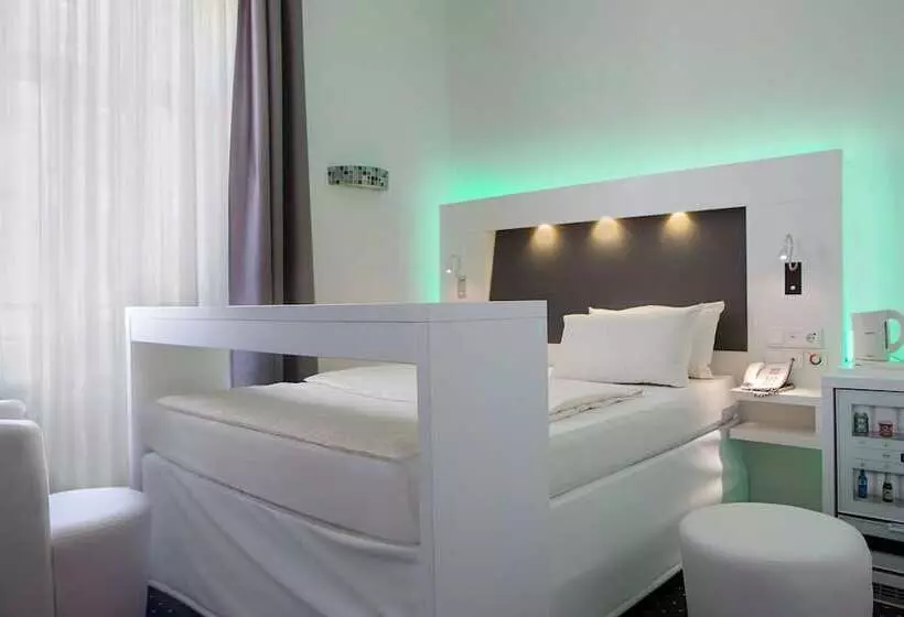 اتاق استاندارد, Grand Hotel Downtown