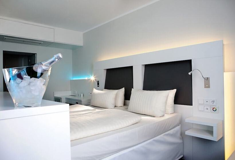 스탠다드 트리플 룸, Grand Hotel Downtown