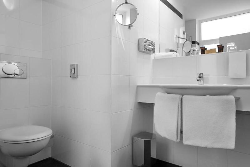 스탠다드 트리플 룸, Grand Hotel Downtown