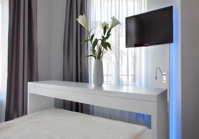 스탠다드 싱글 룸, Grand Hotel Downtown