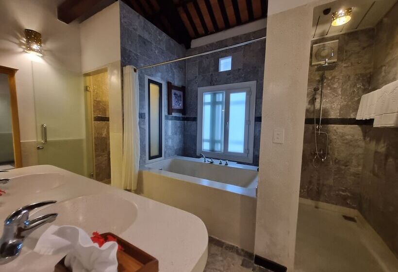 اتاق خانوادگی, Hoi An Ancient House Resort & Spa