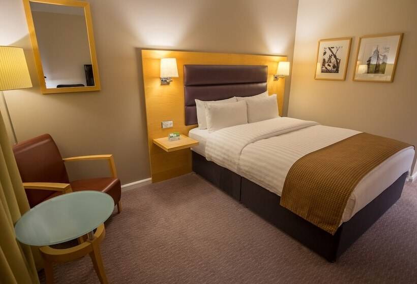 Номер Стандарт, Holiday Inn London Brentford Lock, An Ihg
