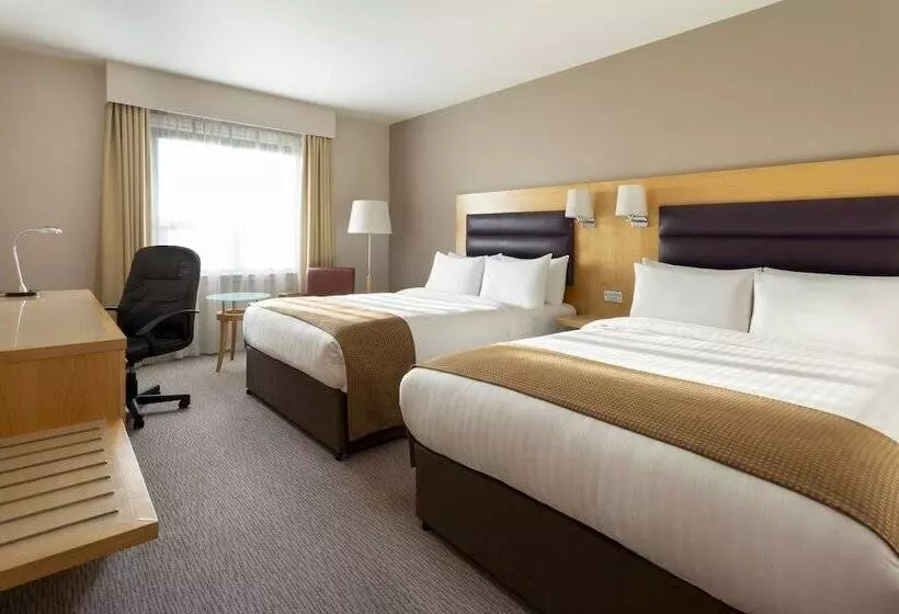 ２ダブルベッドのスタンダードルーム, Holiday Inn London Brentford Lock, An Ihg
