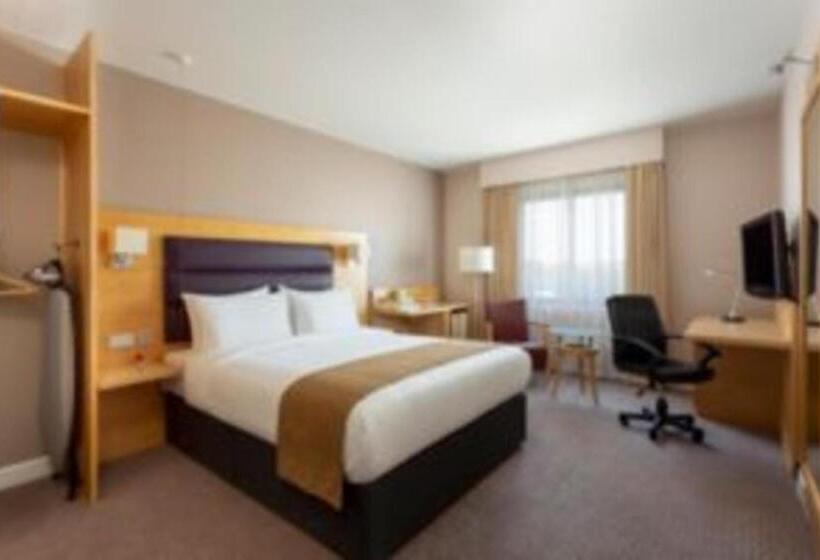 اتاق استاندارد, Holiday Inn London Brentford Lock, An Ihg