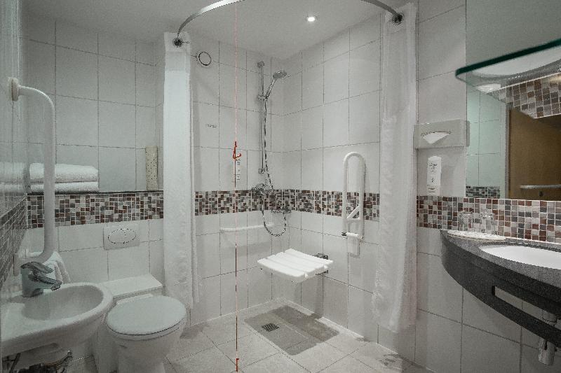 اتاق استاندارد, Holiday Inn London Brentford Lock, An Ihg