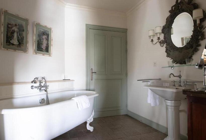 חדר יוקרתי, Hôtel De Toiras