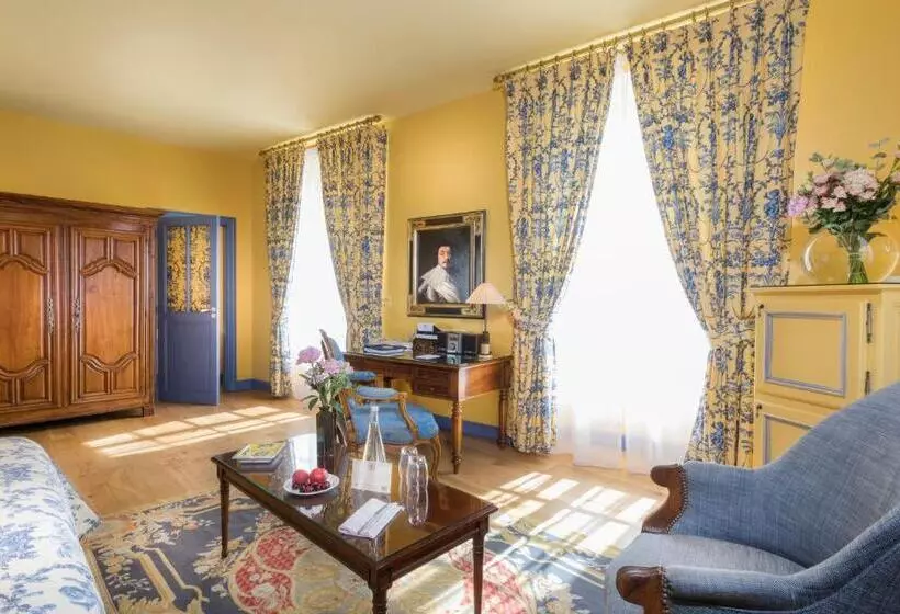 سوییت لوکس, Hôtel De Toiras