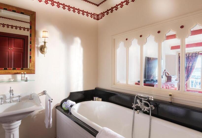 סוויטת פרמיום, Hôtel De Toiras