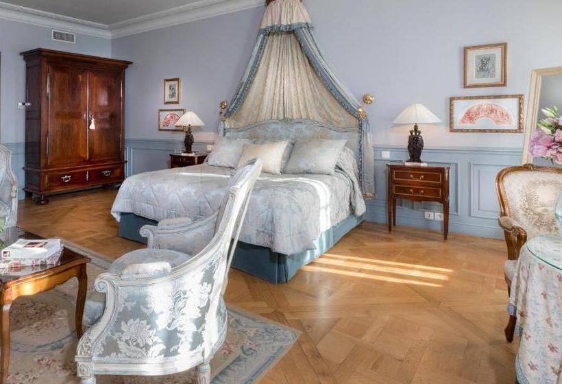 סוויטת פרמיום, Hôtel De Toiras