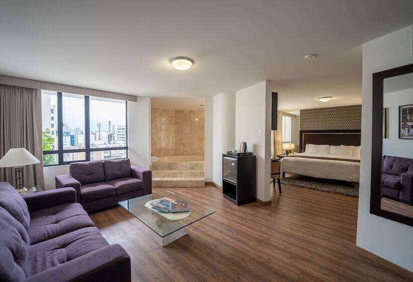 Suite, Jose Antonio Executive