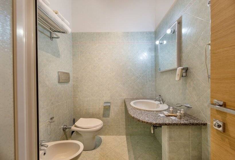 غرفة قياسية مطلّة علي الحديقة, Le Mimose