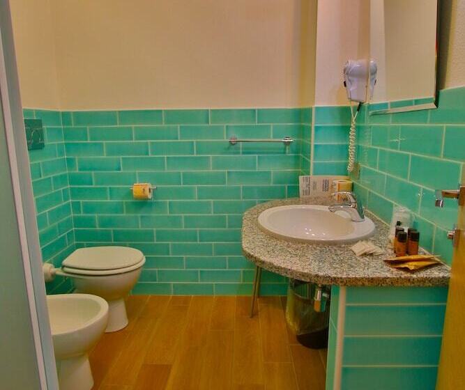 غرفة قياسية مطلّة علي الحديقة, Le Mimose