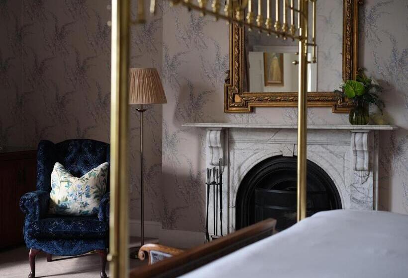 Дом 1 Спальня, Lyrath Estate