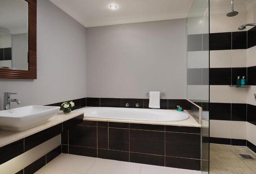 Люкс Повышенной Комфортности, Lyrath Estate