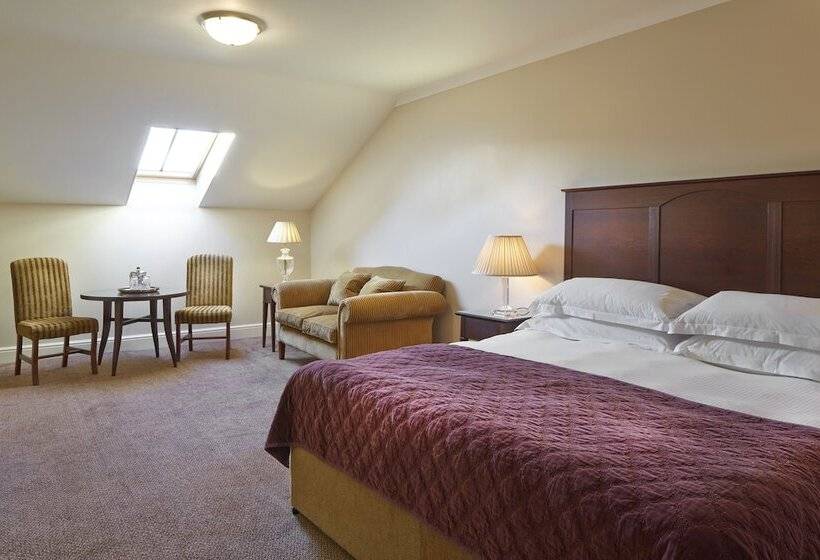 חדר משפחתי דלוקס, Macdonald Old England Hotel & Spa