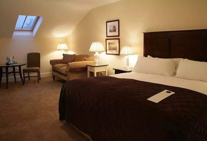 デラックスファミリールーム, Macdonald Old England Hotel & Spa