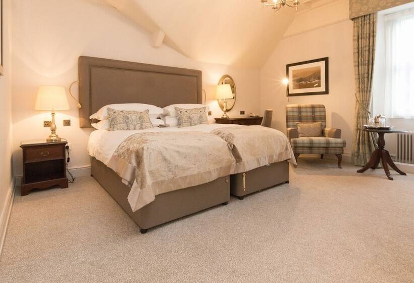 חדר דלוקס, Macdonald Old England Hotel & Spa