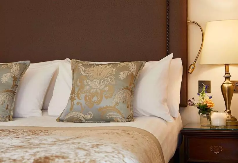 デラックスルーム, Macdonald Old England Hotel & Spa