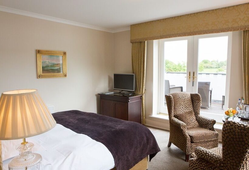 חדר דלוקס עם מרפסת, Macdonald Old England Hotel & Spa