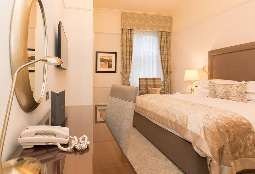 חדר דלוקס, Macdonald Old England Hotel & Spa