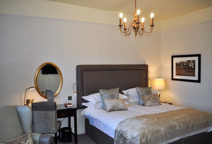 חדר דלוקס, Macdonald Old England Hotel & Spa