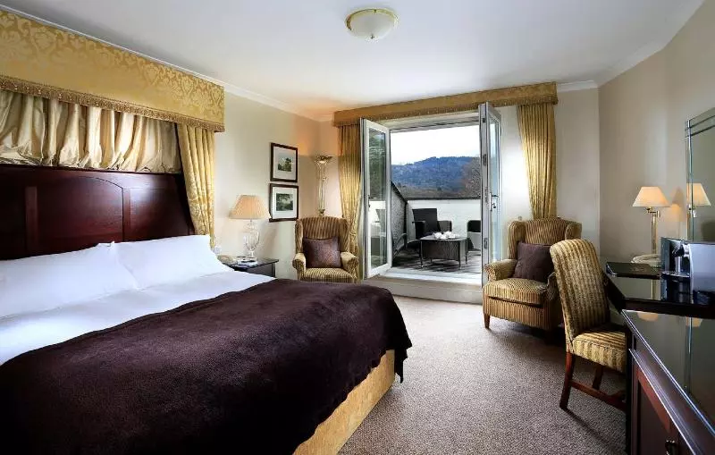 バルコニー付きデラックスルーム, Macdonald Old England Hotel & Spa