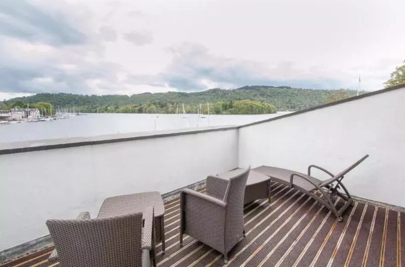 バルコニー付きデラックスルーム, Macdonald Old England Hotel & Spa