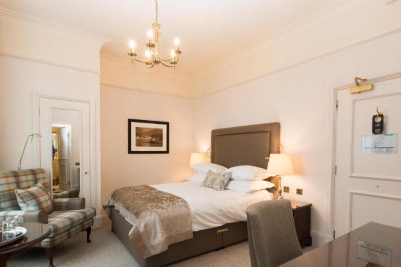 חדר סטנדרט, Macdonald Old England Hotel & Spa