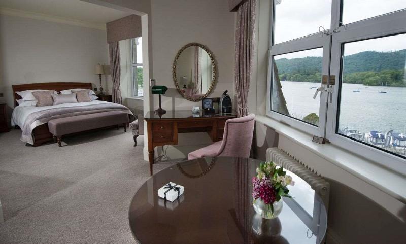 디럭스 스위트, Macdonald Old England Hotel & Spa