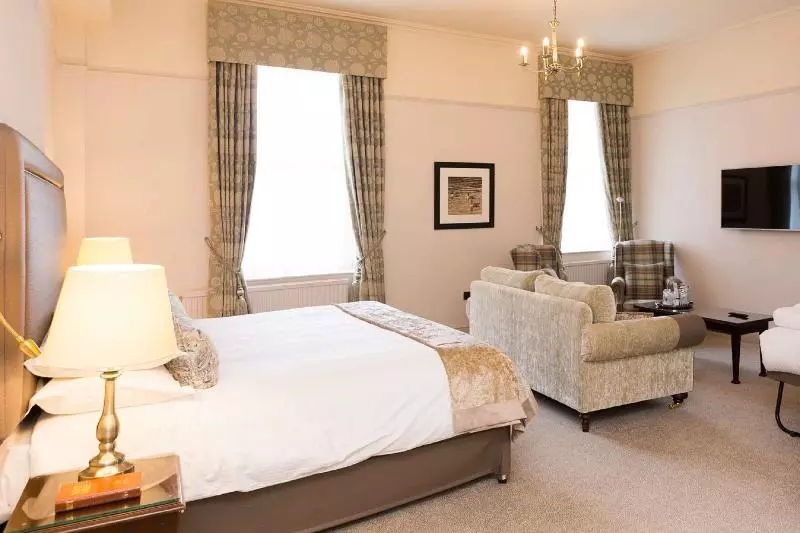 キングサイズベッドのデラックスルーム, Macdonald Old England Hotel & Spa