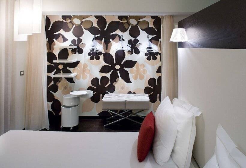 غرفة قياسية, Nhow Milan