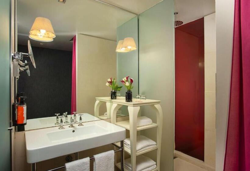 غرفة عائلية, Nhow Milan