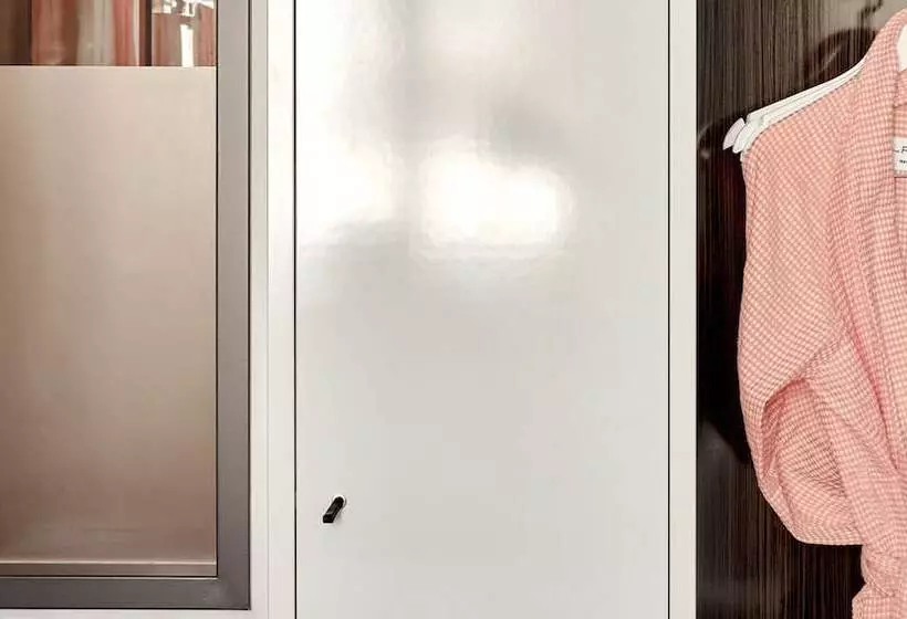 バルコニー付きスタンダードルーム, The Pure, Frankfurt, A Member Of Design Hotels