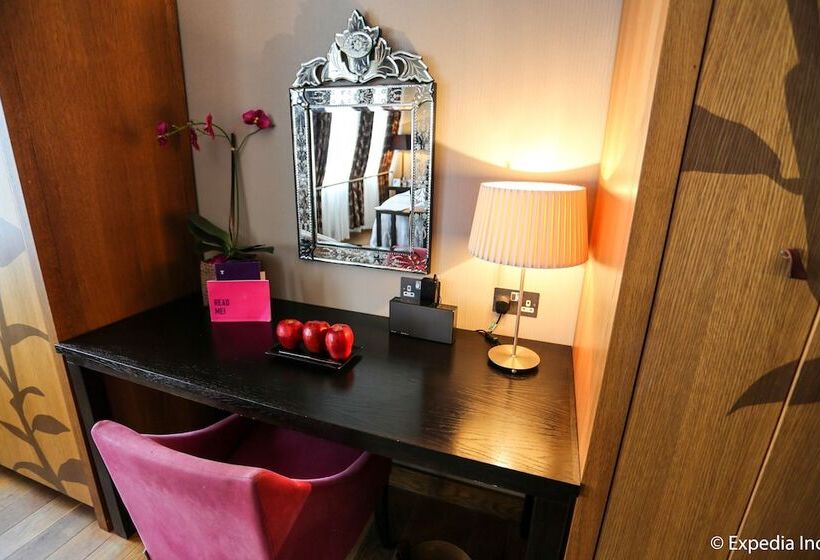 クラシックルーム, Tigerlily