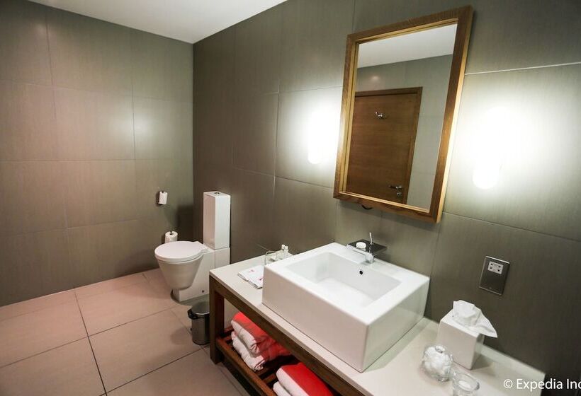 ジュニアスイート, Tigerlily