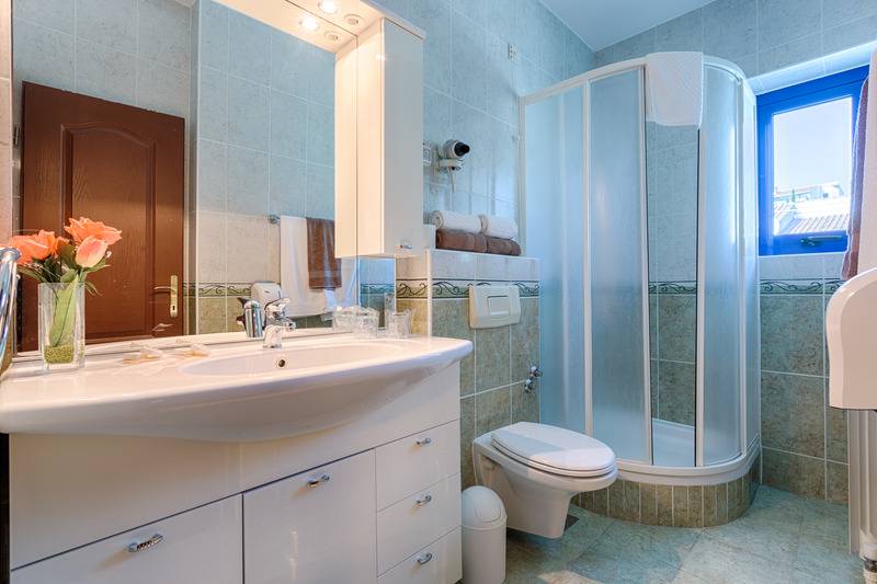 침실1개 아파트 발코니 바다 전망, Viktorija