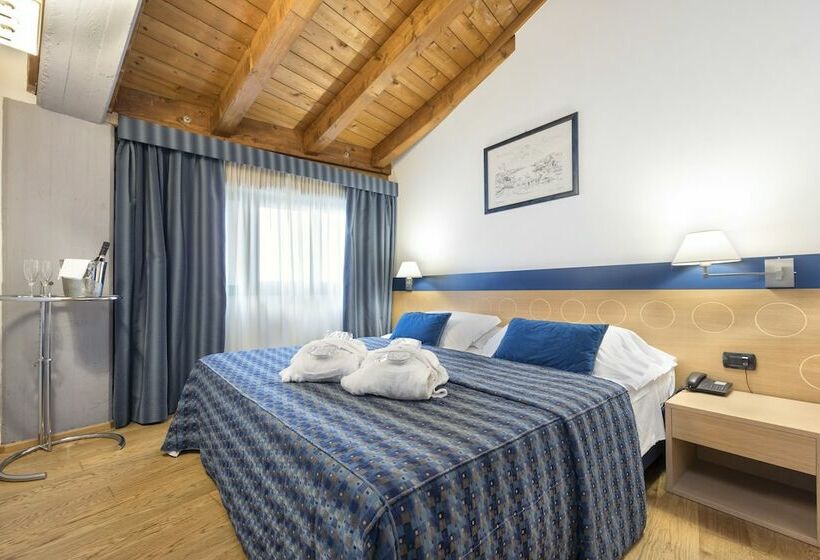 Номер Superior, West Point Airport