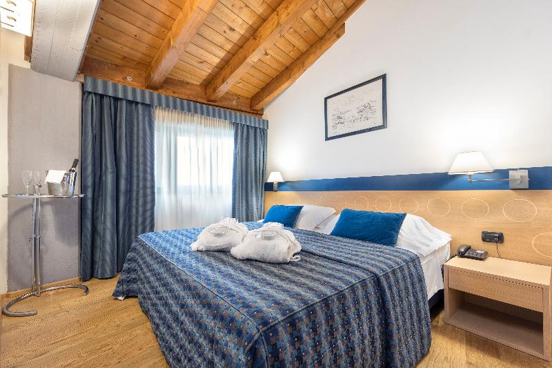 Номер Superior, West Point Airport