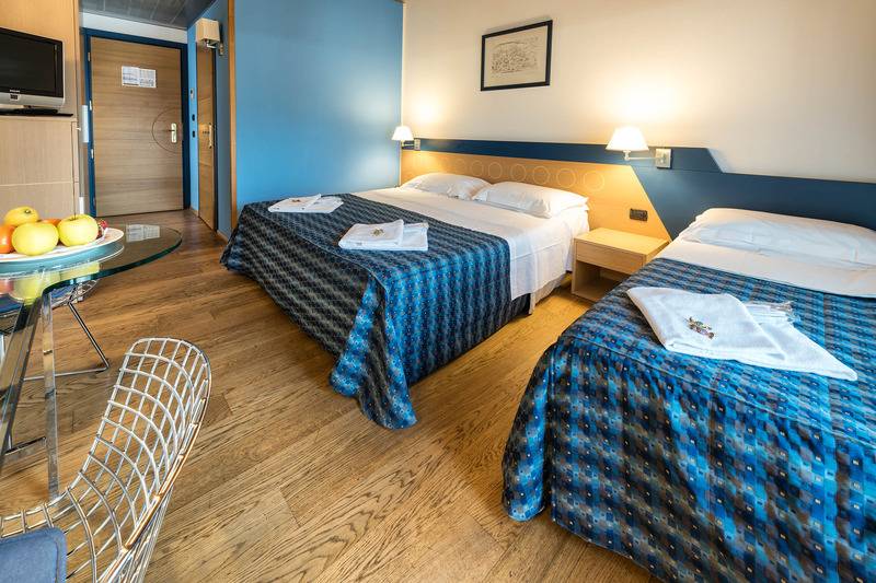 Номер Стандарт Трехместный, West Point Airport