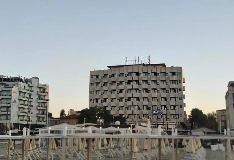 اتاق لوکس یک تخته, Baltic Riccione Fronte Mare