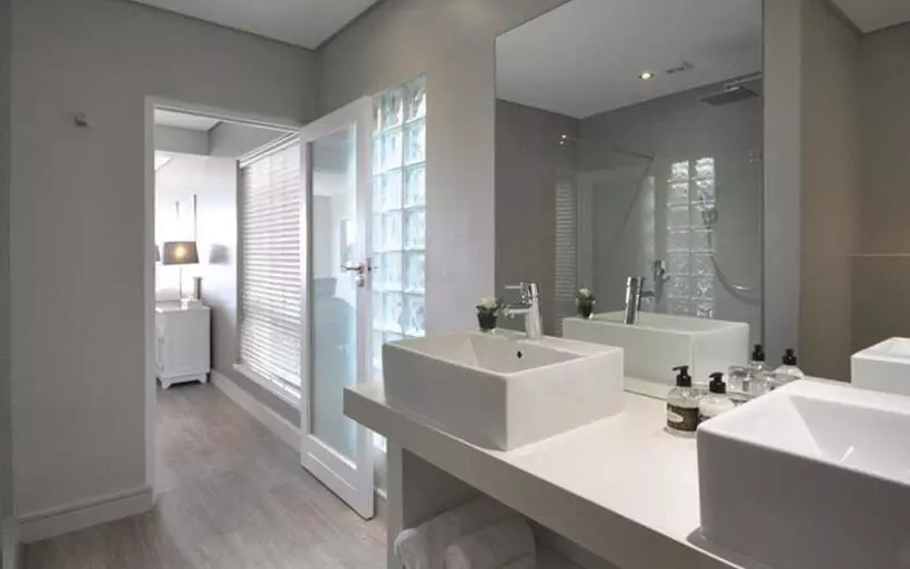 スイート, Celtic Manor Boutique Guest House