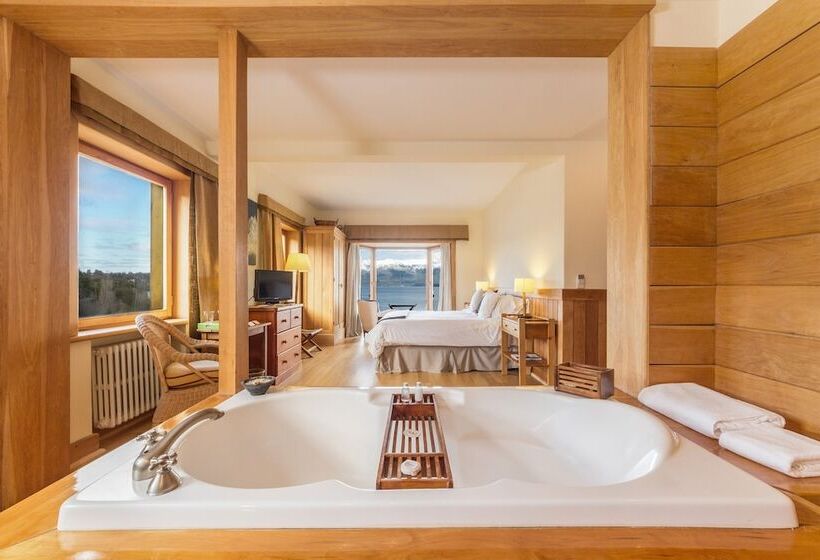 带露台的小型套房, Correntoso Lake & River