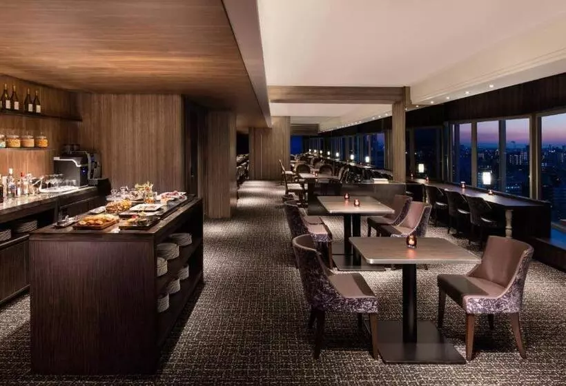 اتاق لوکس با تخت بزرگ, Courtyard By Marriott Shin Osaka Station