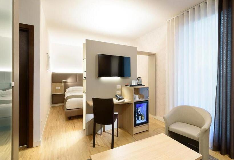 סוויטת ג'וניור, Ghv