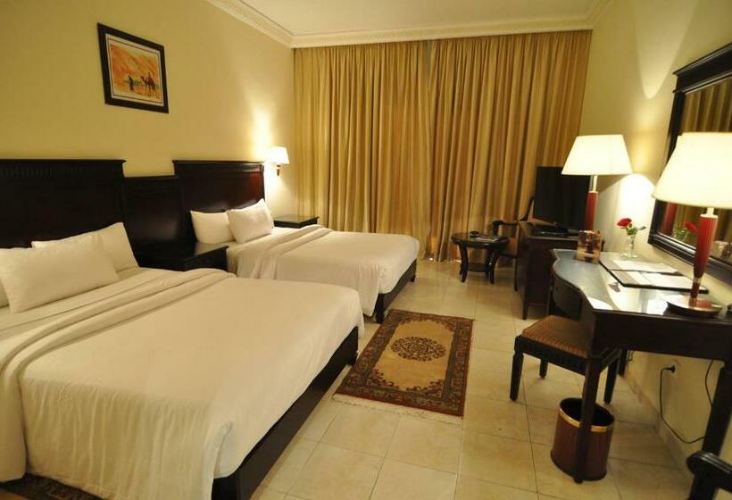 带泳池观景的豪华房, Grand Mogador Agdal & Spa