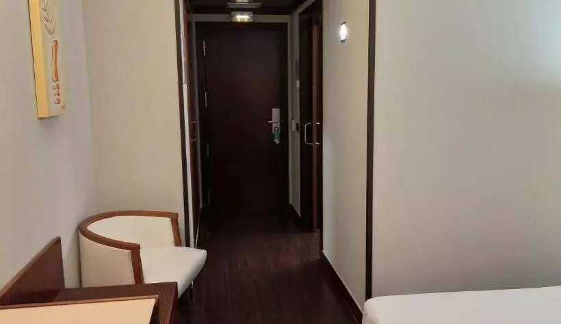 身障者適用スタンダードルーム, Hidalgo