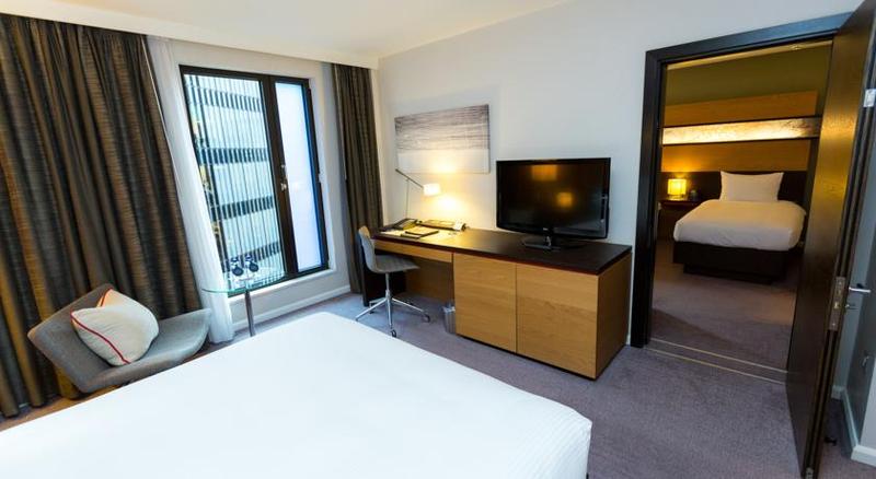 Номер Стандарт, Hilton London Tower Bridge
